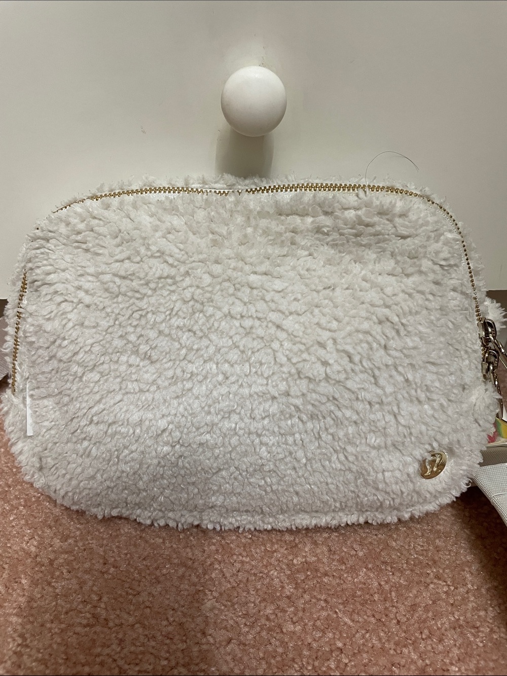 Lululemon Womens White Sherpa Crossbody Bag